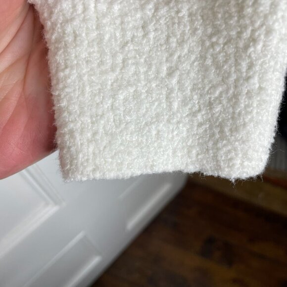 Club Monaco Cream Boucle Sweater Size XS - Picture 5 of 5